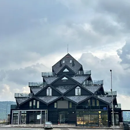 Diamond Hill Veselic * Divčibare